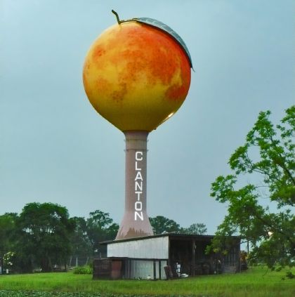 Water tower in Clanton, AL